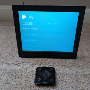 Nix X08E Digital Photo Frame with Remote